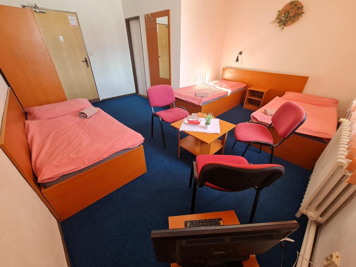 Penzion Olympia Banska Bystrica Exterior photo